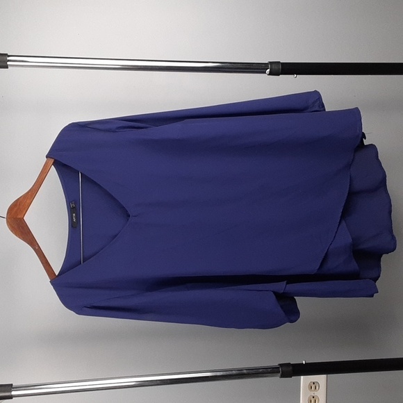 Apt. 9 V-Neck Indigo Navy Loose Fit Asymmetrical Long Sleeve Blouse - Picture 1 of 8